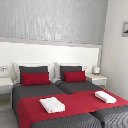 נאפולי Chiaia Guest House מראה חיצוני תמונה
