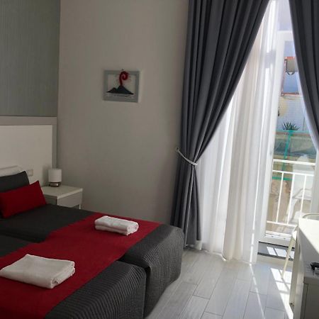 נאפולי Chiaia Guest House מראה חיצוני תמונה