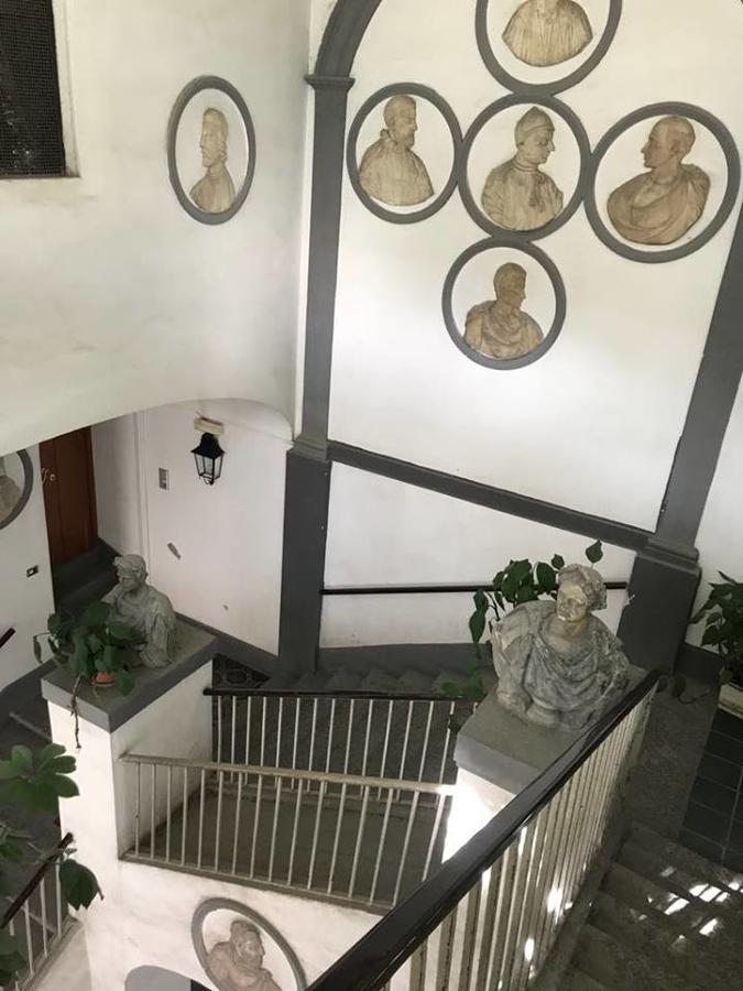 נאפולי Chiaia Guest House מראה חיצוני תמונה