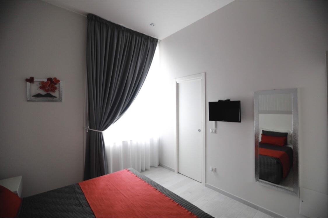 נאפולי Chiaia Guest House מראה חיצוני תמונה